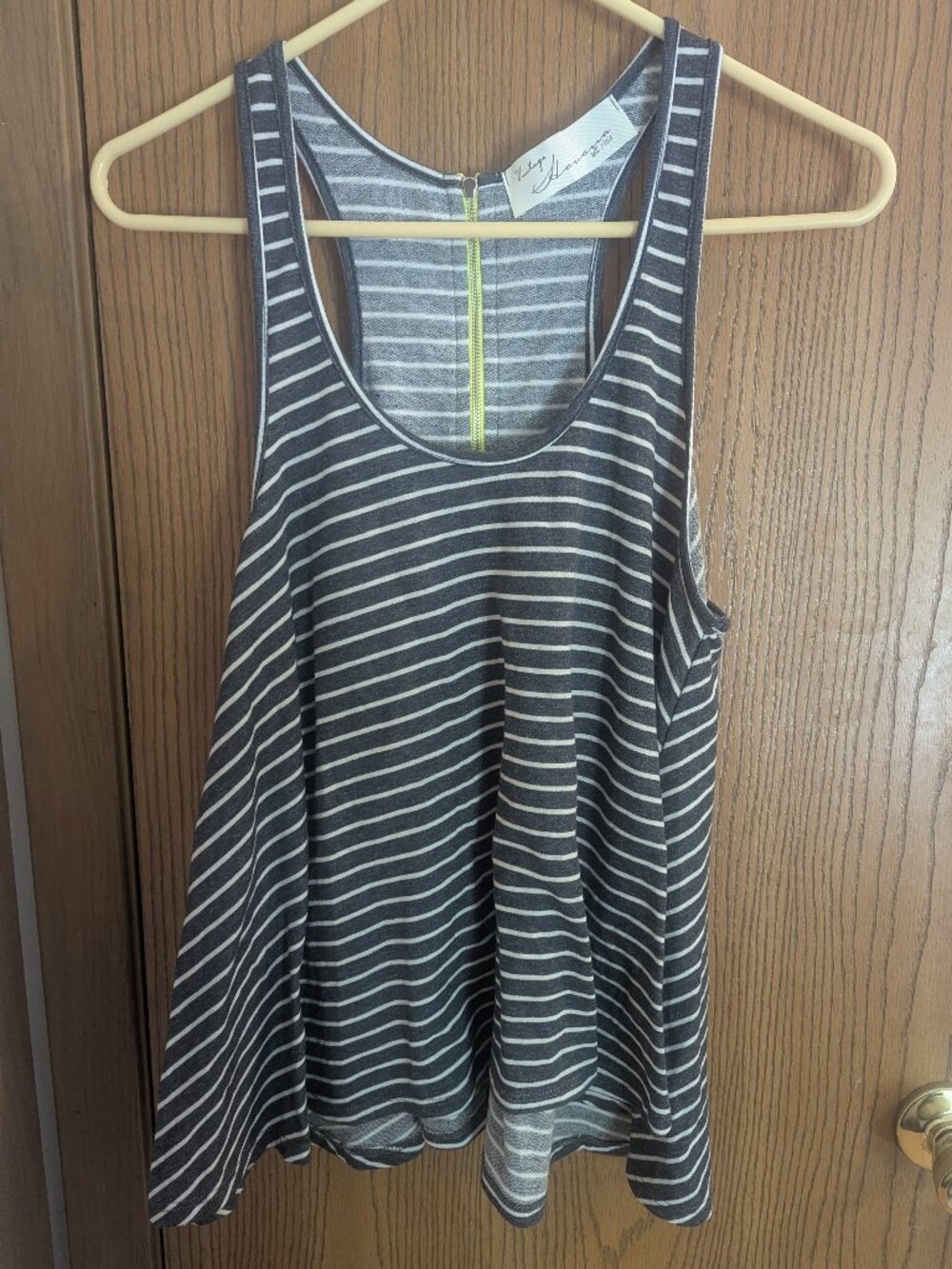 Vintage Havana Stripe Back Zip Athleisure Casual Comfort Sporty High Low Tank M